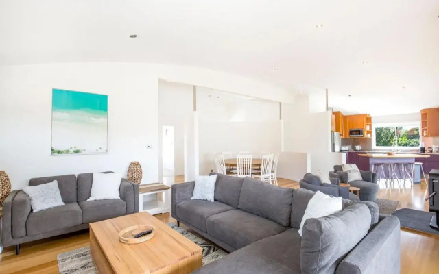 Nalu - Pet Friendly - 1 Min Walk to Beach