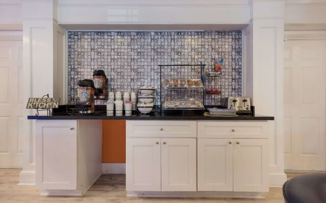 SureStay Hotel by Best Western Tuscaloosa Southeast