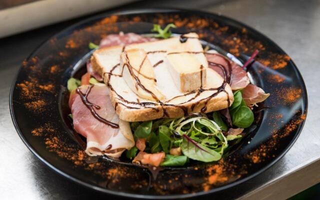 greet Hotel Dijon Sud Longvic