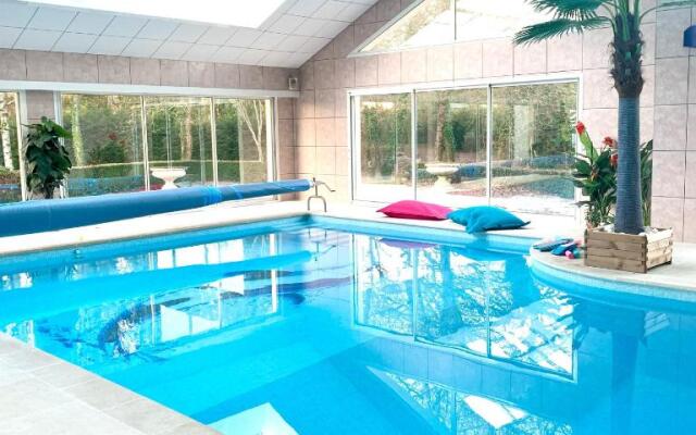 Les Jardins de la Muse / BnB maison d'hôte, piscine couverte et spa