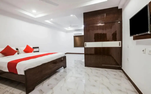 Adarsh Grand Inn by OYO Rooms