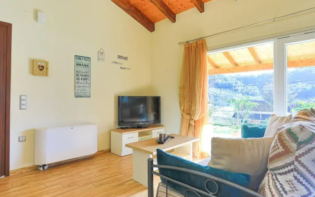 Green Family Villa in Agios Ioannis
