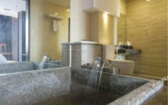 Anfu Furui Grand Hotel (Anfu County Wetland Park Gymnasium)