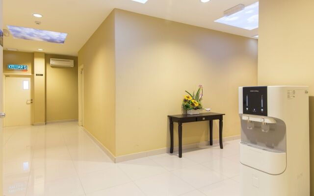 ZEN Rooms Twin Hotel