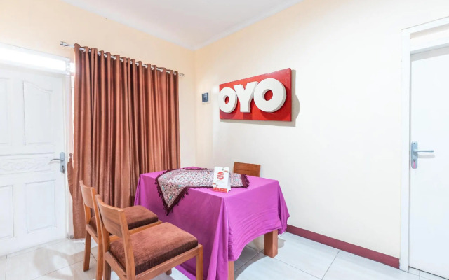 Aquina House By OYO Rooms