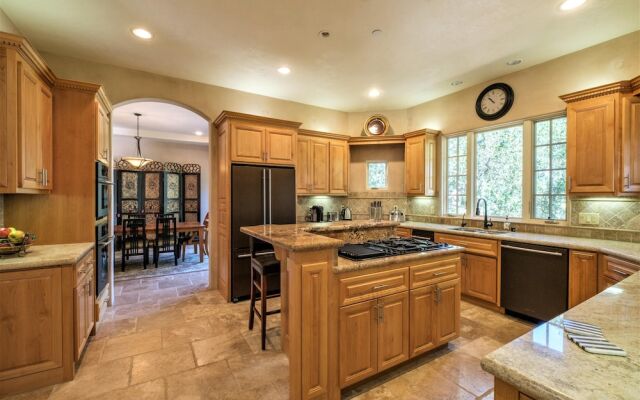 Lx17 Pebble Beach Golfer Retreat