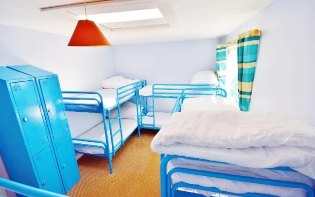 Ocean Bar & Hostel