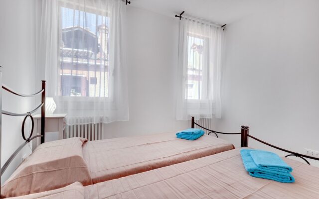 Ca' Lucia Bright Apartment in Venice