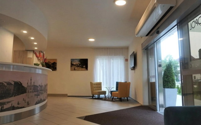 Hotel Metropol CB
