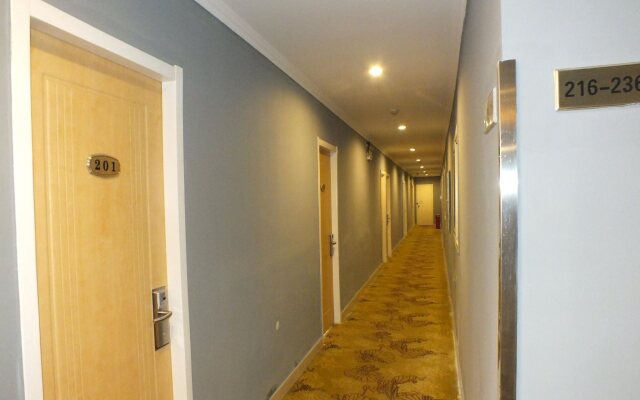 Beijing Fuxing Holiday Hotel