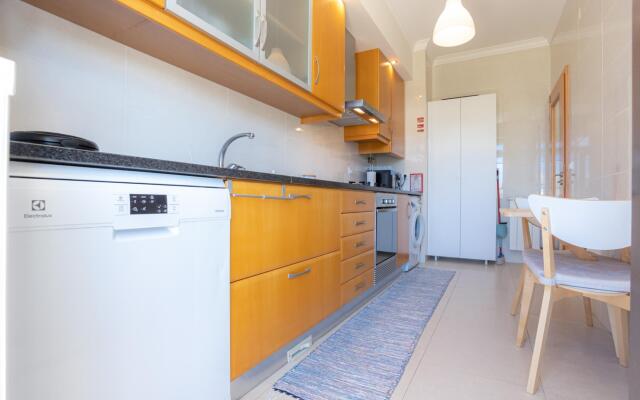 Foz Village Beach by Rent4all