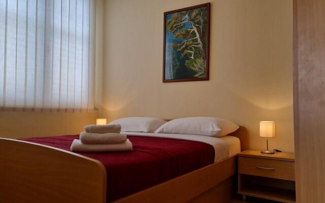 Dami - 100m from the sea - A4 Wind(2+1)