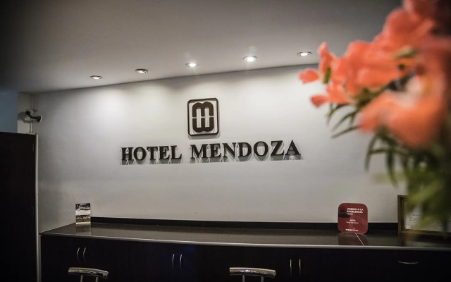 Hotel Mendoza
