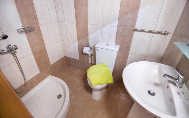 White Pearl Villa Gennadi