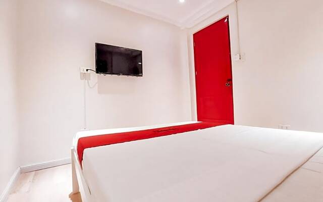 RedDoorz near Marfori Heights