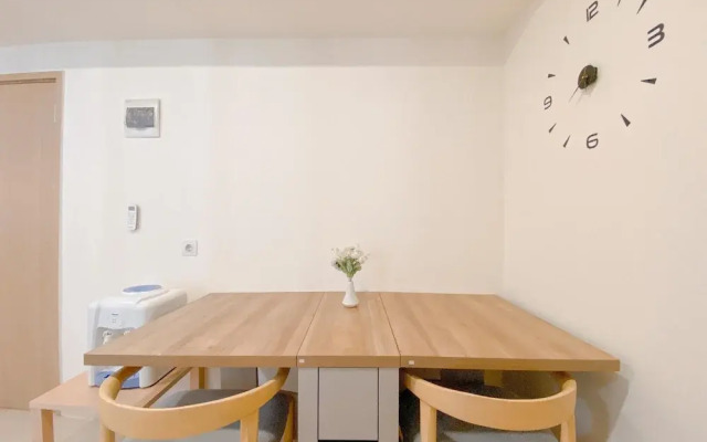 Cozy And Best Deal 2Br Apartment Meikarta