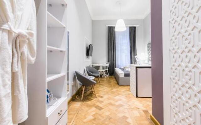 Kuxos Machabeli 2 Studio