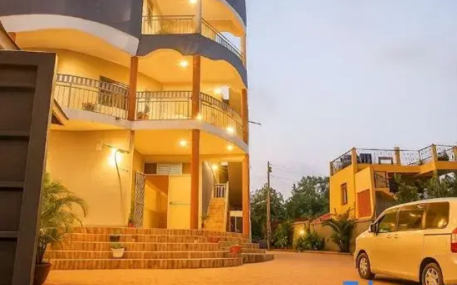 NOAZ Hotel Kampala