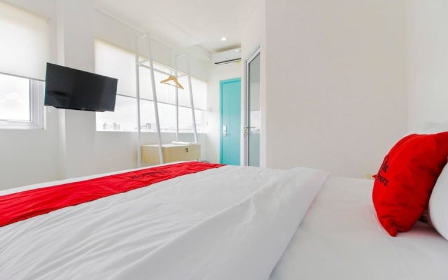 RedDoorz Plus @ Catania Soma Rajawali – Guest Rooms – Palembang