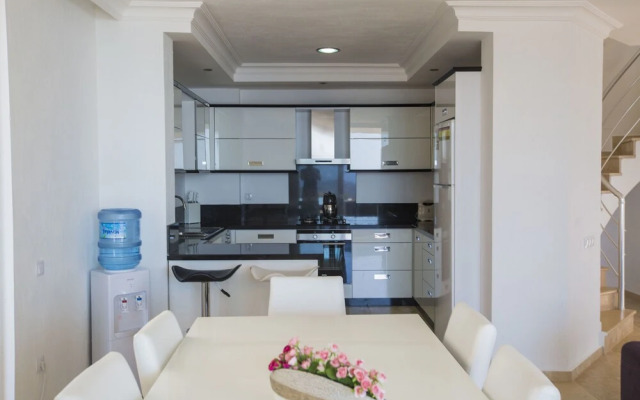 Villa Horizon by Akdenizvillam