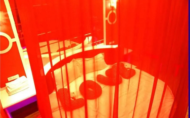 Wuzhen Yishuige Inn