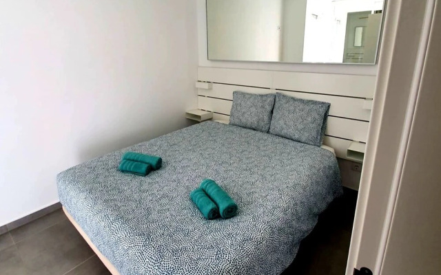 Lagos Marina and Promenade View Apartment Central