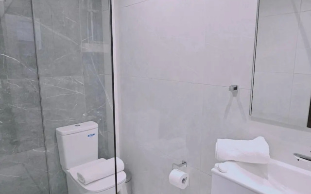 104 NIC - 502 Stay Cosmo City Suite