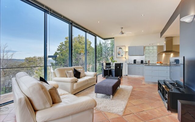 Kylakin on the Derwent River - Rejuvenate Stays