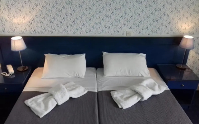 Argo Hotel