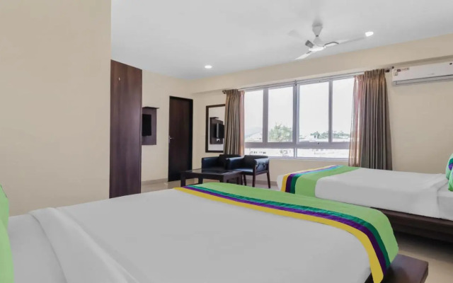 Treebo Punarnava Bypass Road