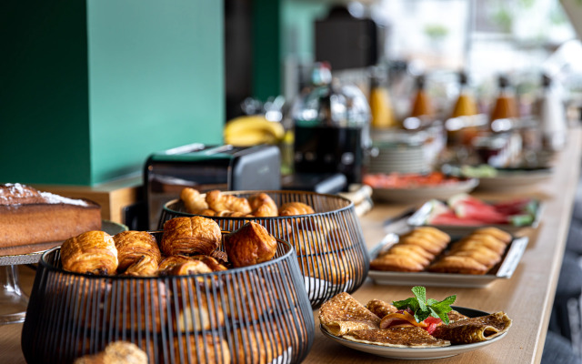 Best Western M-Treize Paris Asnieres