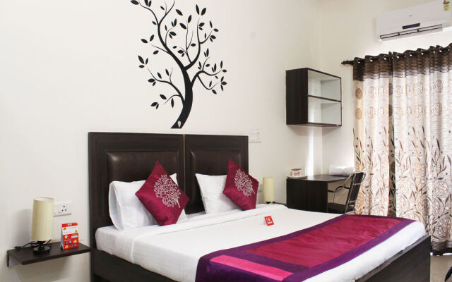 OYO 2384 Hotel Epic Inn