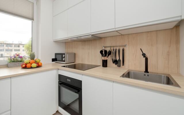Łąkowa Apartment Łódź by Renters
