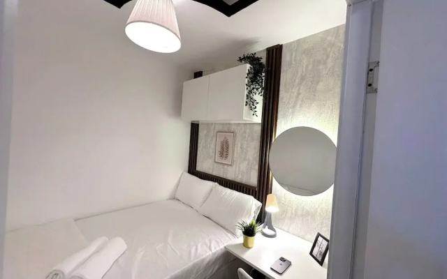Urban Oasis Partition Room in Al Barsha1