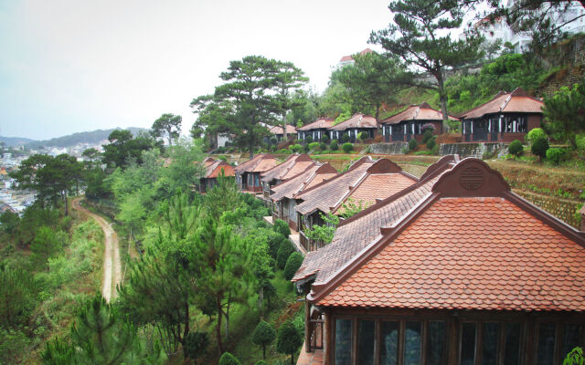 Osaka Village DaLat