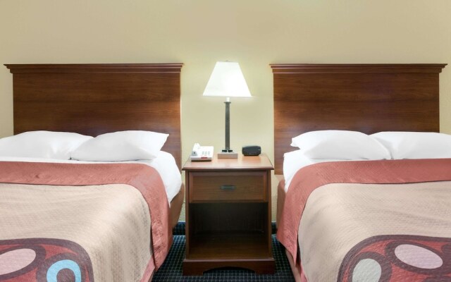 Super 8 By Wyndham Hattiesburg South