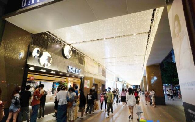 Baihe International Apartment (Pearl River Night Cruise, Beijing Road Pedestrian Street)