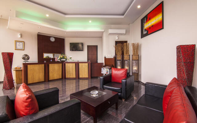 Rizen Premiere Hotel