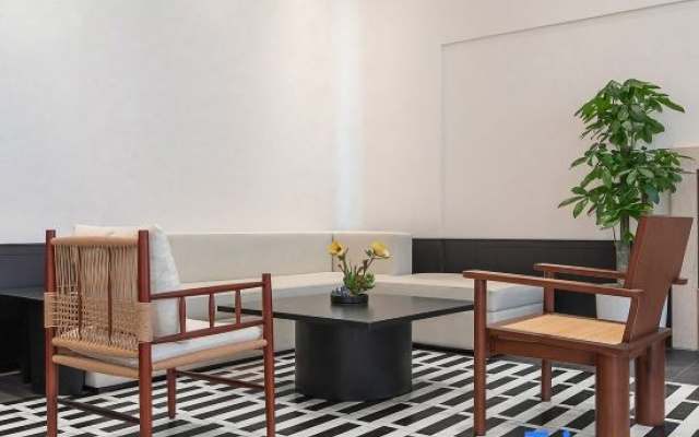 AN Hotel