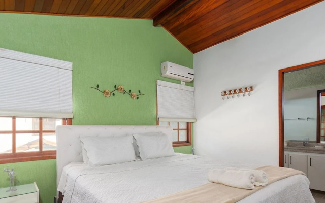 Bz03 Casa 4 suítes e área gourmet priv