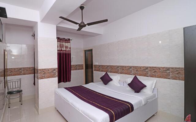Oyo 12911 New Capital Inn