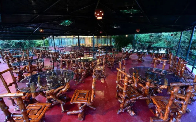 The Tiger Paw Resort