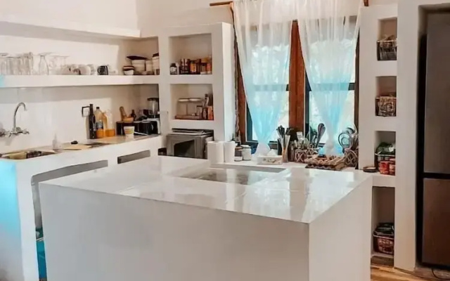 Slovenska Hisa Zanzibar
