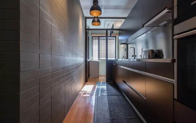 DAHome - Collector's Luxurious Apartment
