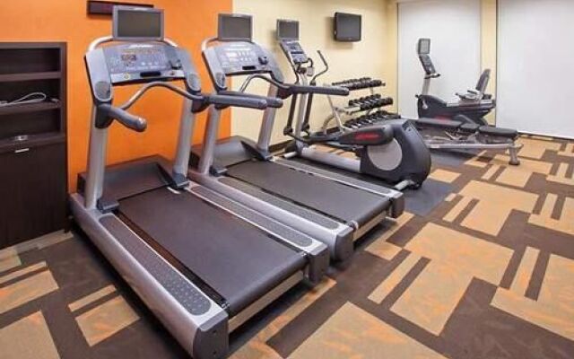 Courtyard Louisville Northeast