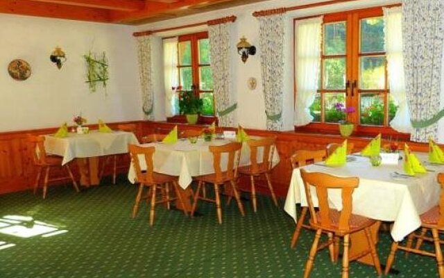 Gasthaus und Pension Löffelschmiede