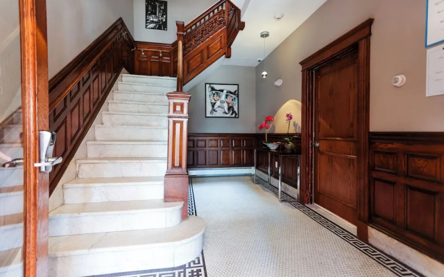 Maverick Suites at 89 Marion