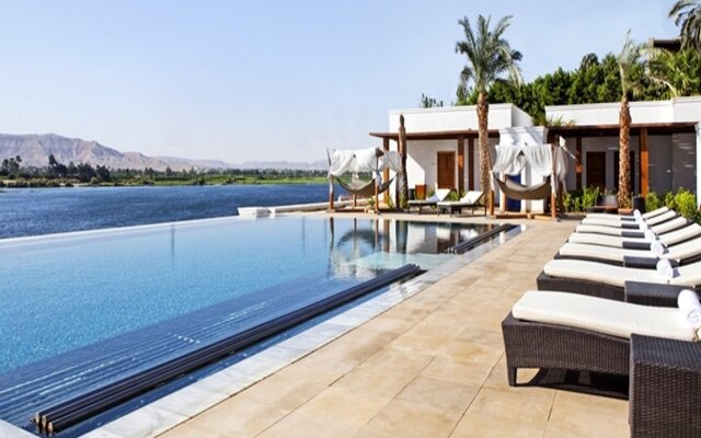 Hilton Luxor Resort & Spa