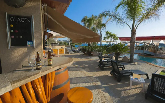 Résidence & SPA Marina d'Arone