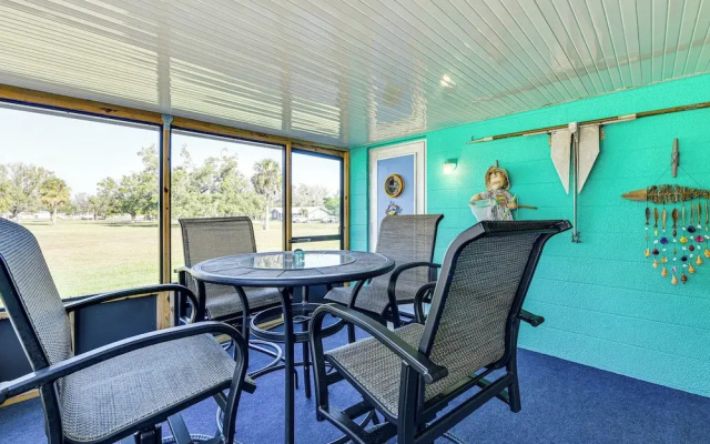 Pet-friendly Bradenton Home ~ 3 Mi to Cortez Beach